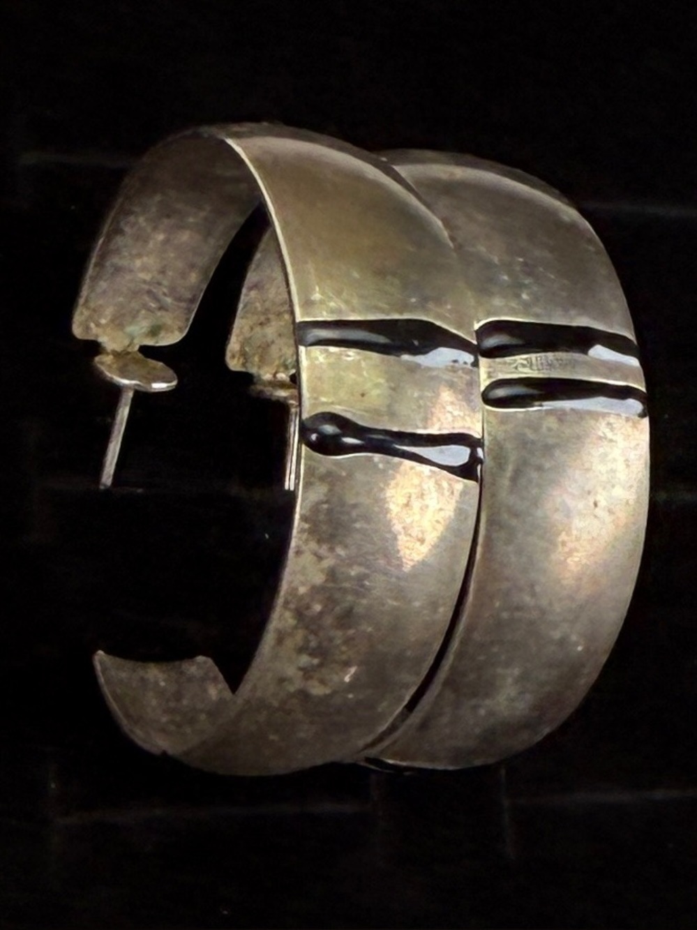 Vintage Southwestern Modernist Aged Silvertone Black Pierced Hoop Earrings